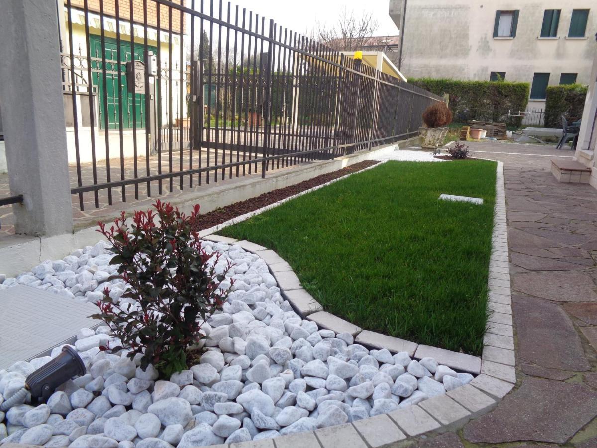 Casa Di Chiara Vicino Venezia E Aeroporto Vce Apartment Campalto Exterior photo
